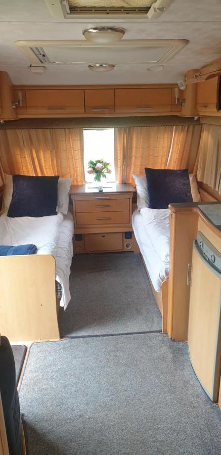 Self Contained Holiday Home Caravan Corsham Exterior foto