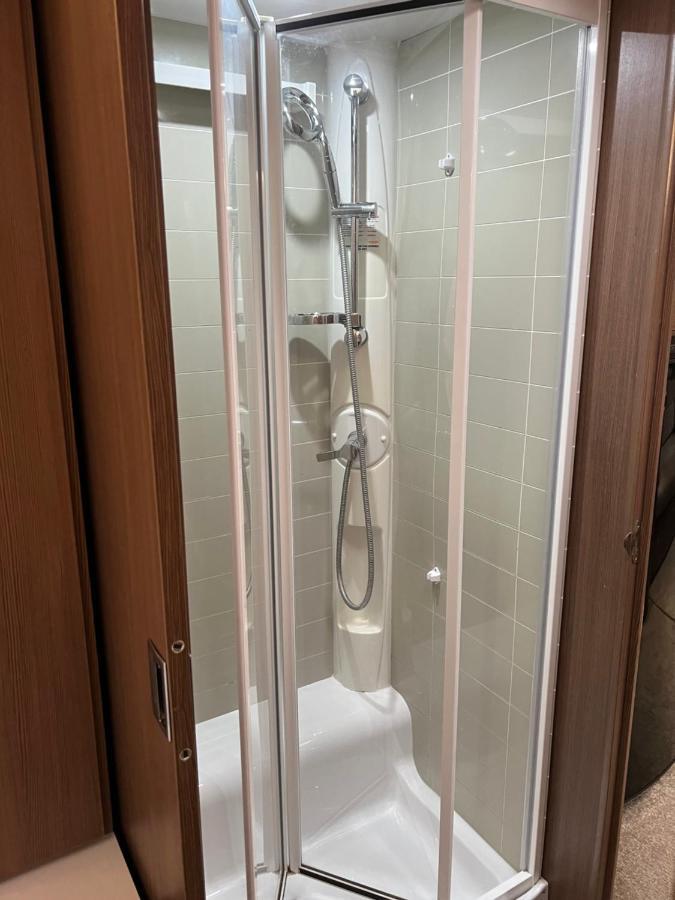 Self Contained Holiday Home Caravan Corsham Exterior foto
